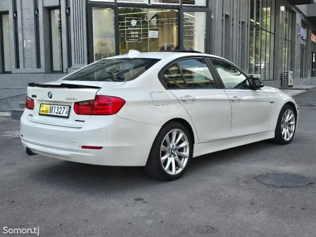 BMW 3 series 2014 · 2.0 AT