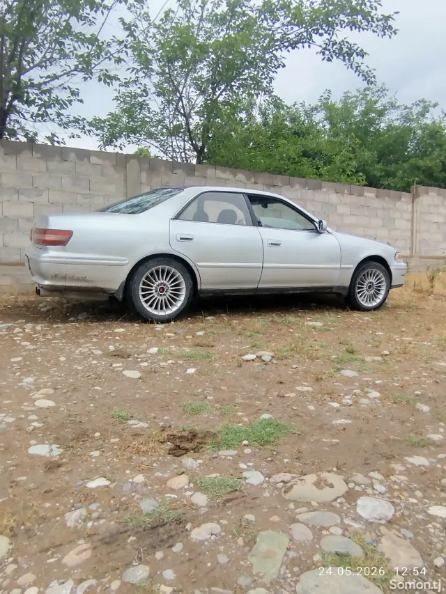 Toyota Corolla 1997 · 2.4 AT