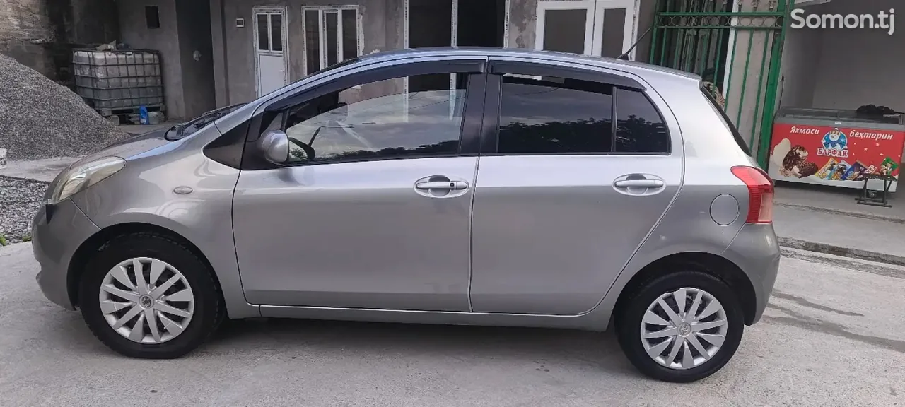 Toyota Vitz 2007 · 1.3 AT