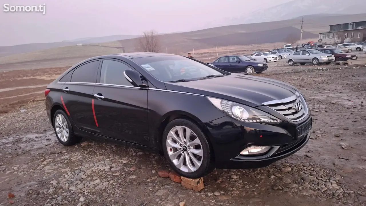 Hyundai Sonata 2011 · 2.0 AT