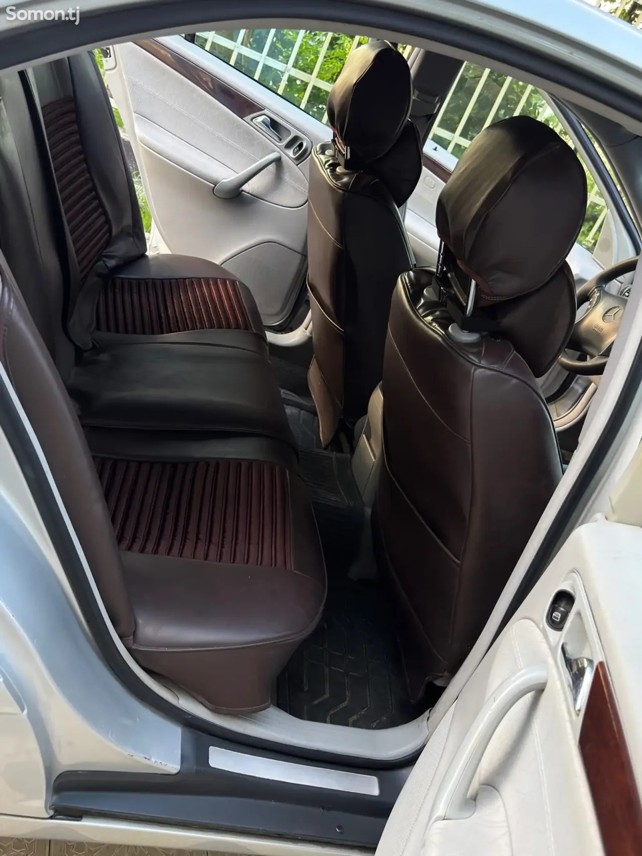 Mercedes-Benz C class 2000 · 2.0 AT