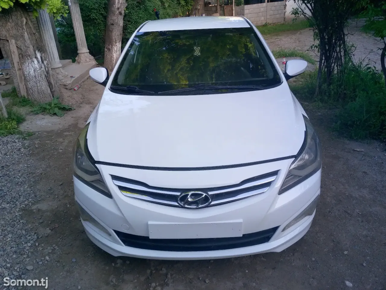 Hyundai Solaris 2015 · 1.4 AT