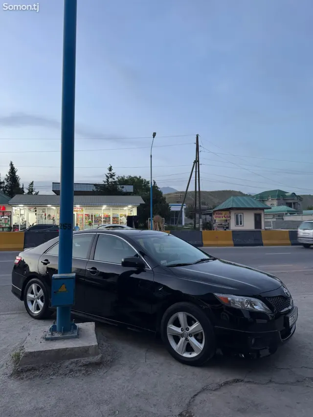 Toyota Camry 2010 · 3.5 AT