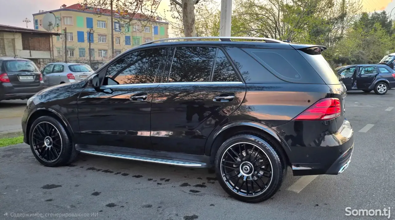 Mercedes-Benz ML class 2012 · 3.5 AT