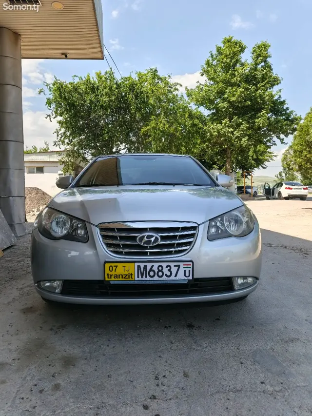 Hyundai Avante 2010 · 1.6 AT