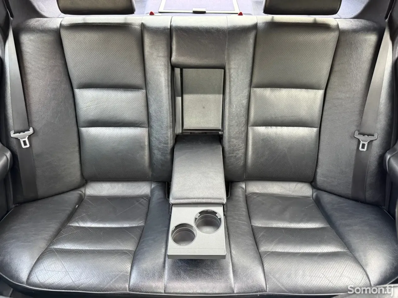 Mercedes-Benz C class 2000 · 2.4 AT