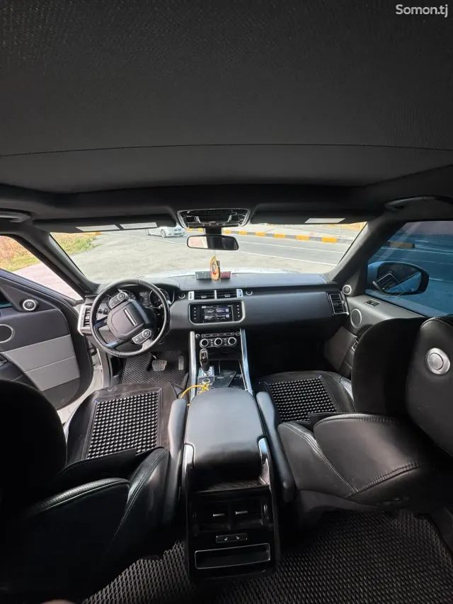 Land Rover Range Rover Sport 2016 · 3.0 AT