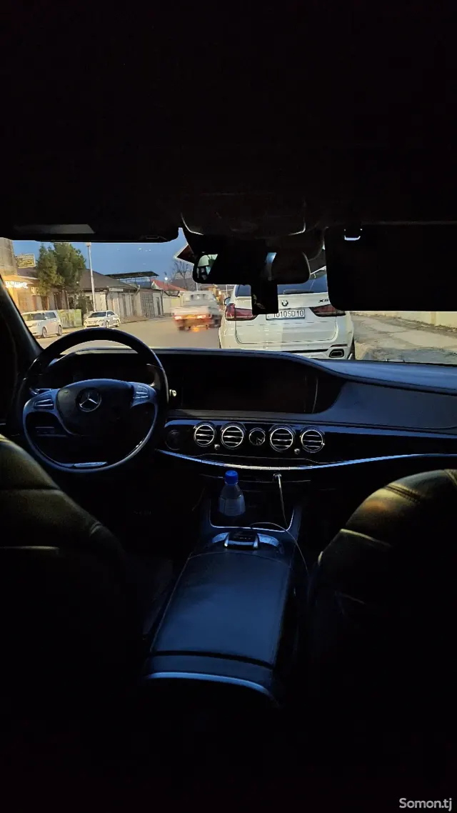 Mercedes-Benz S class 2015 · 5.5 AT