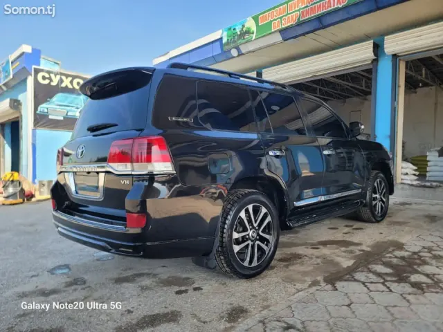 Toyota Land Cruiser 2013 · 4.7 AT