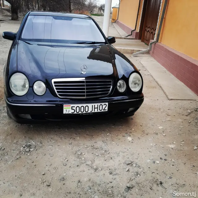 Mercedes-Benz E class 2001 · 2.8 AT