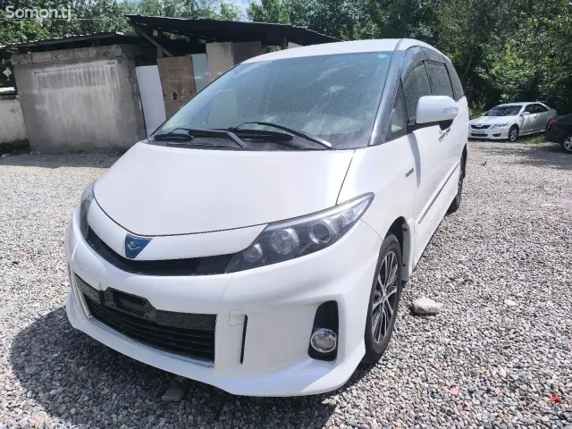 Toyota Estima 2015 · 2.4 AT