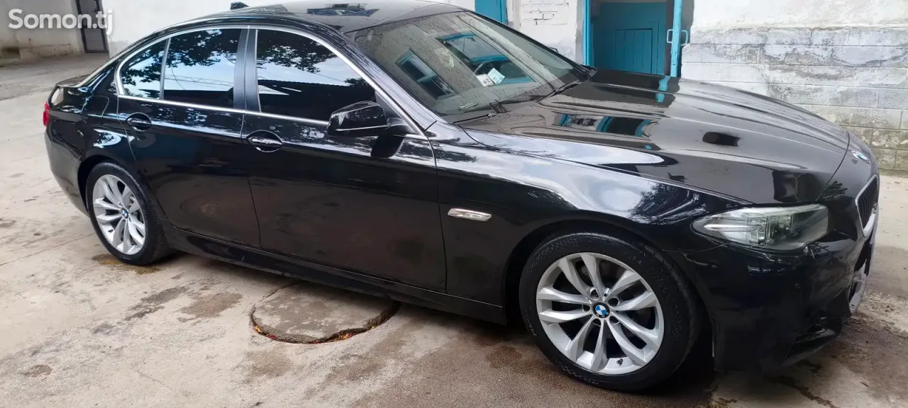BMW 5 series 2012 · 2.0 AT