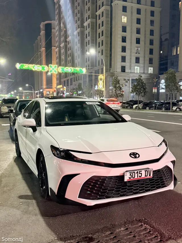 Toyota Camry 2025 · 2.5 CVT