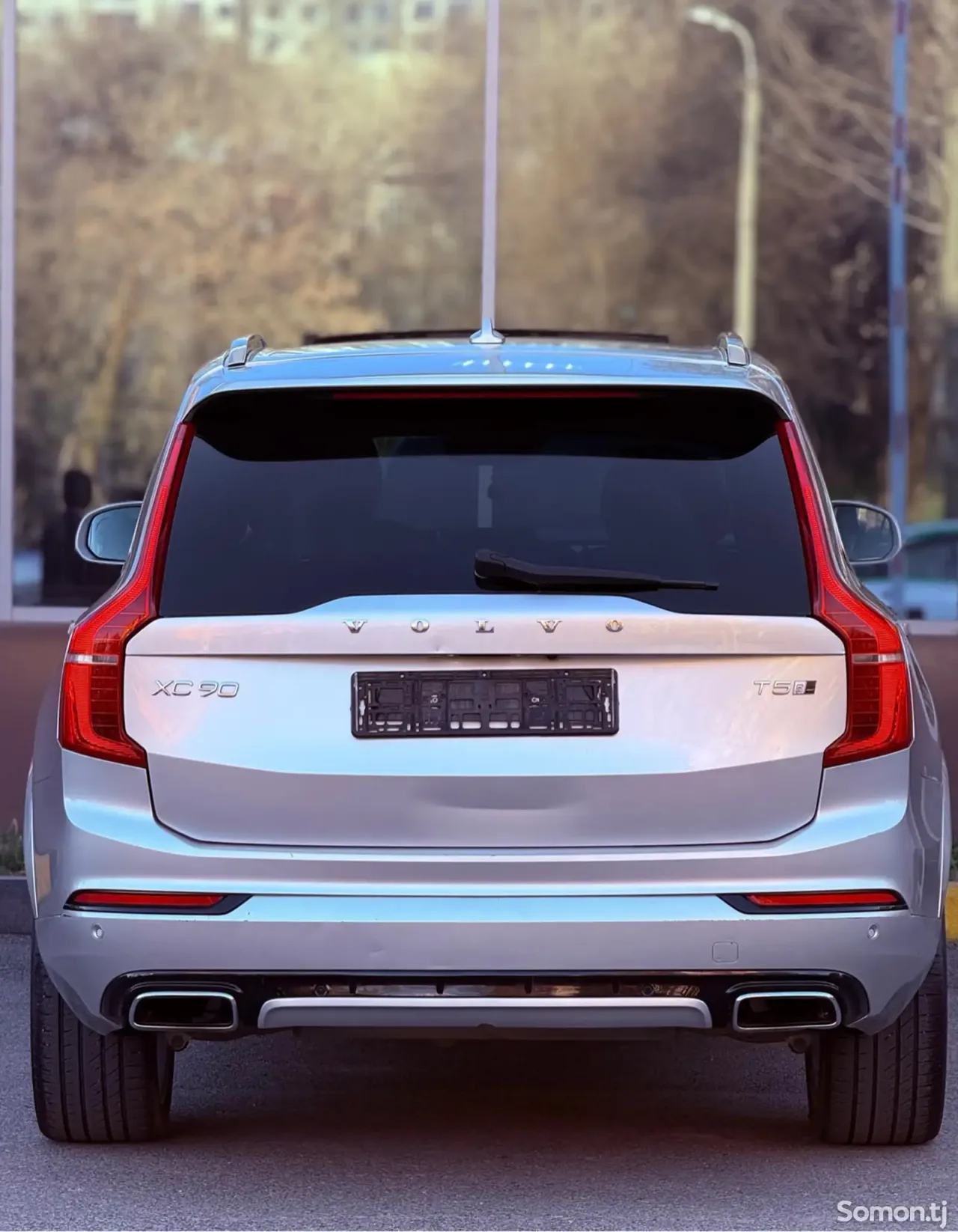 Volvo XC90 2020 · 2.5 AT