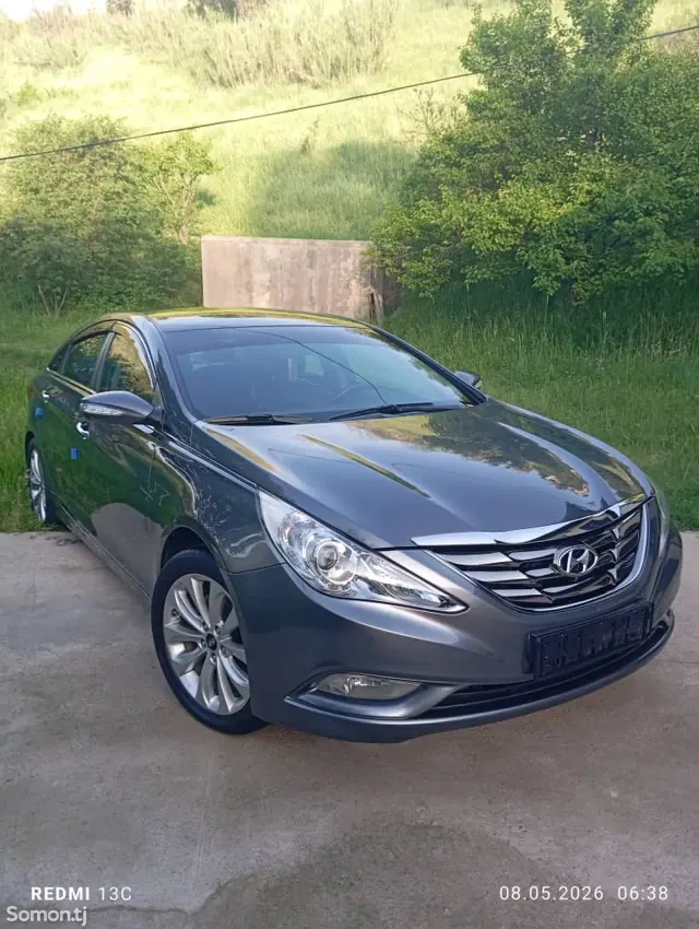 Hyundai Sonata 2010 · 2.0 AT