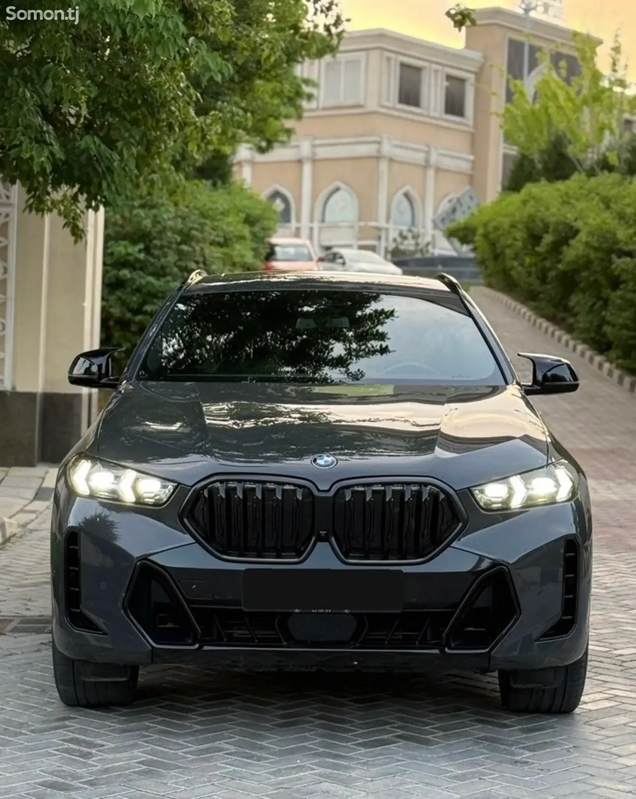 BMW X6 2025 · 4.0 AT