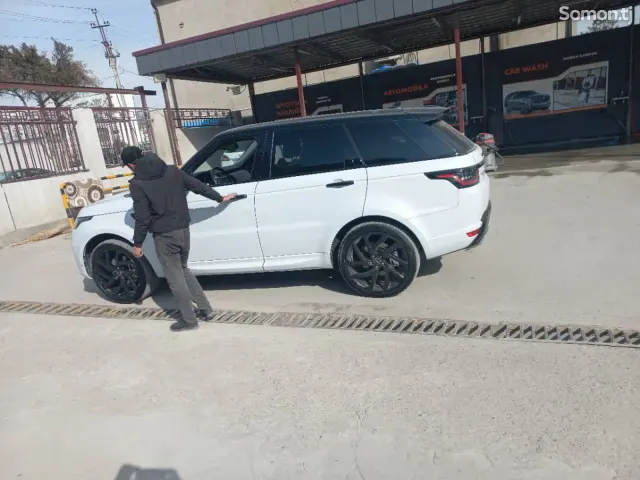 Land Rover Range Rover Sport 2016 · 3.0 AT