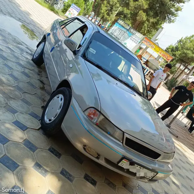 Daewoo Nexia 1996 · 1.6 MT