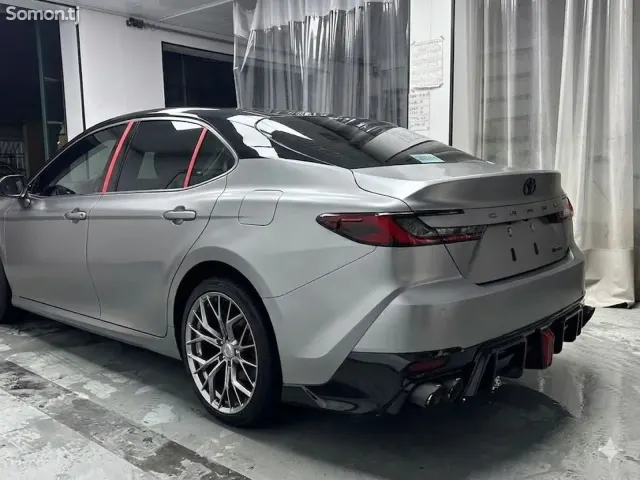 Toyota Camry 2025 · 2.0 AT