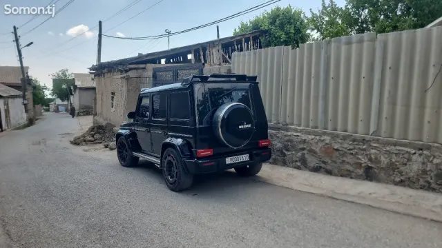 Mercedes-Benz G class 2002 · 5.5 AT