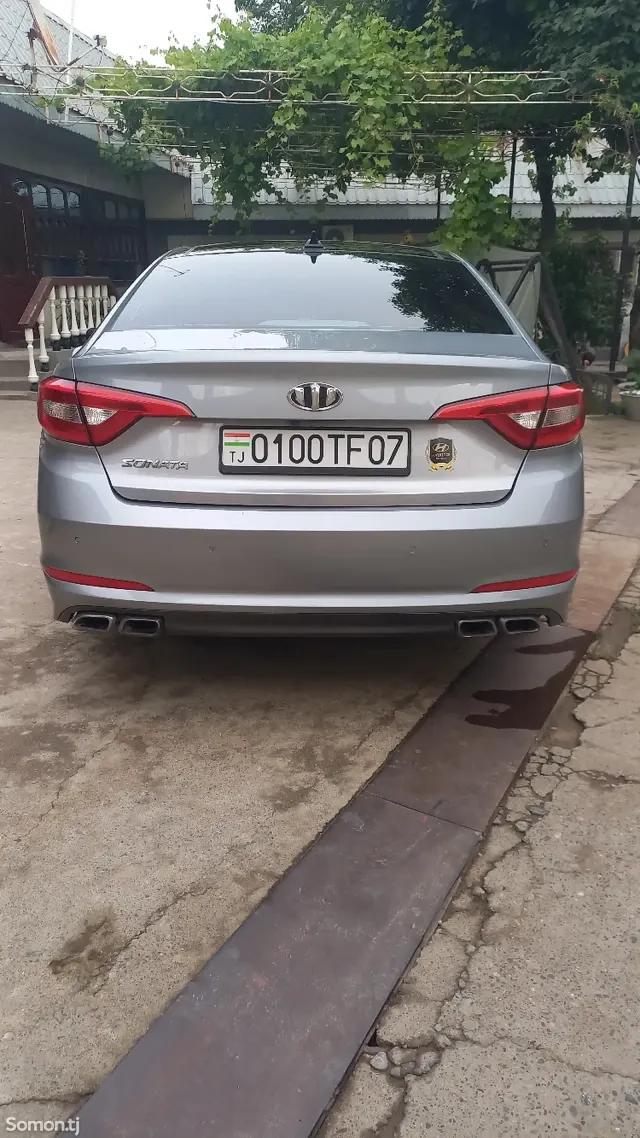Hyundai Sonata 2014 · 2.0 AT