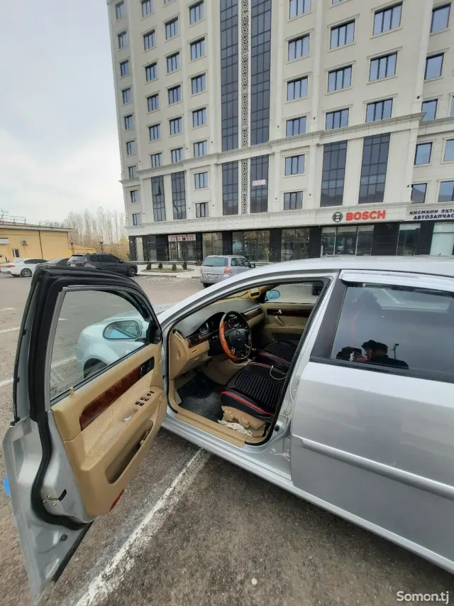 Daewoo Lacetti 2005 · 1.8 AT