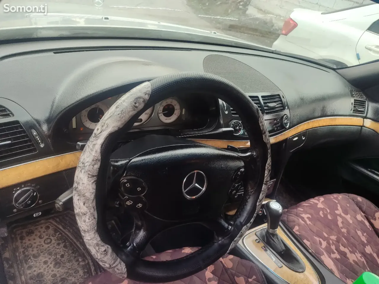 Mercedes-Benz E class 2009 · 3.5 AT