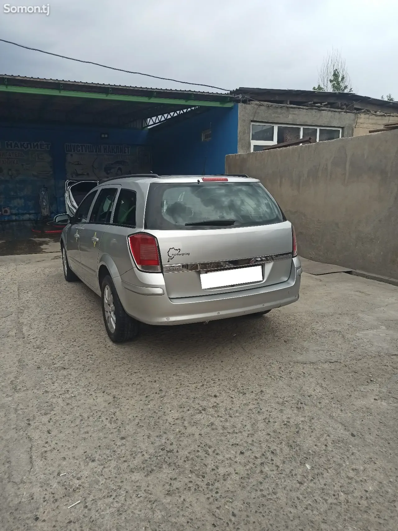 Opel Astra H 2006 · 1.8 MT