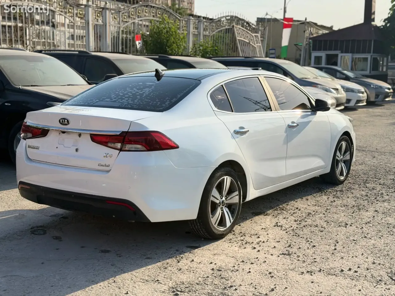 Kia K4 2018 · 2.0 AT