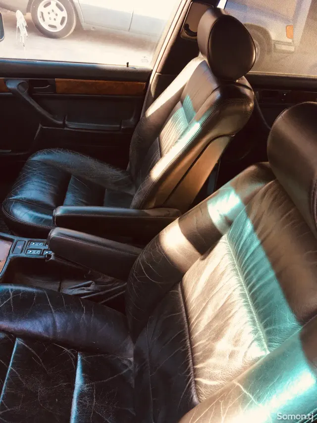 BMW 7 series 1991 · 5.0 AT