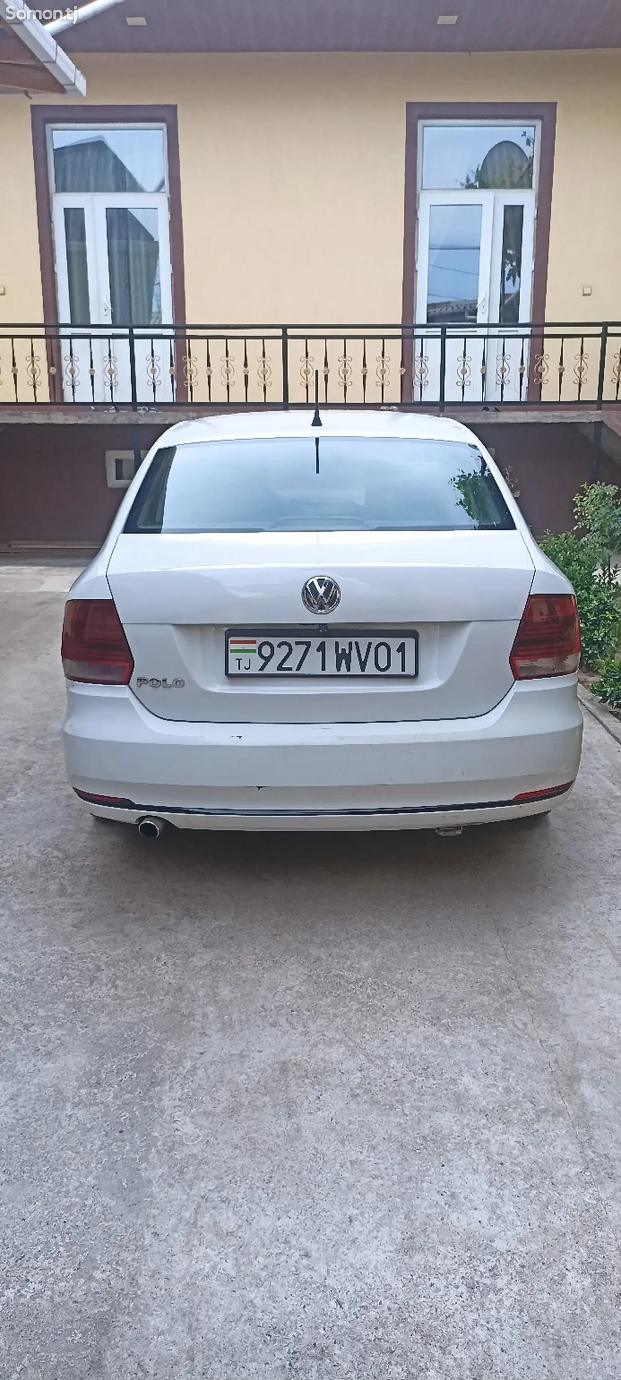 Volkswagen Polo 2019 · 1.6 AT