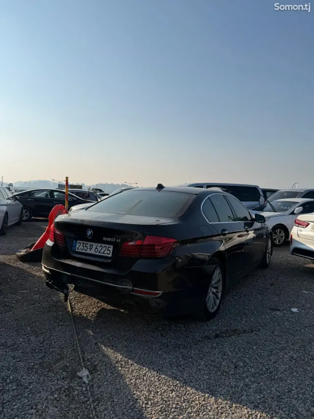 BMW 5 series 2016 · 2.0 AT