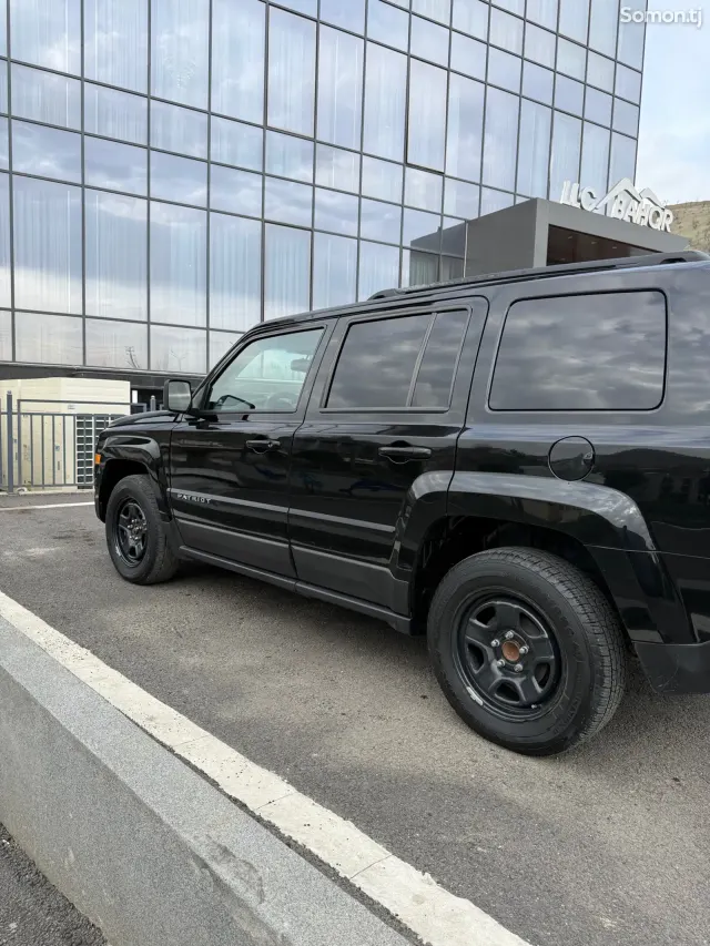 Jeep Patriot 2015 · 2.4 AT