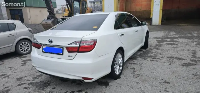 Toyota Camry 2015 · 2.5 AT