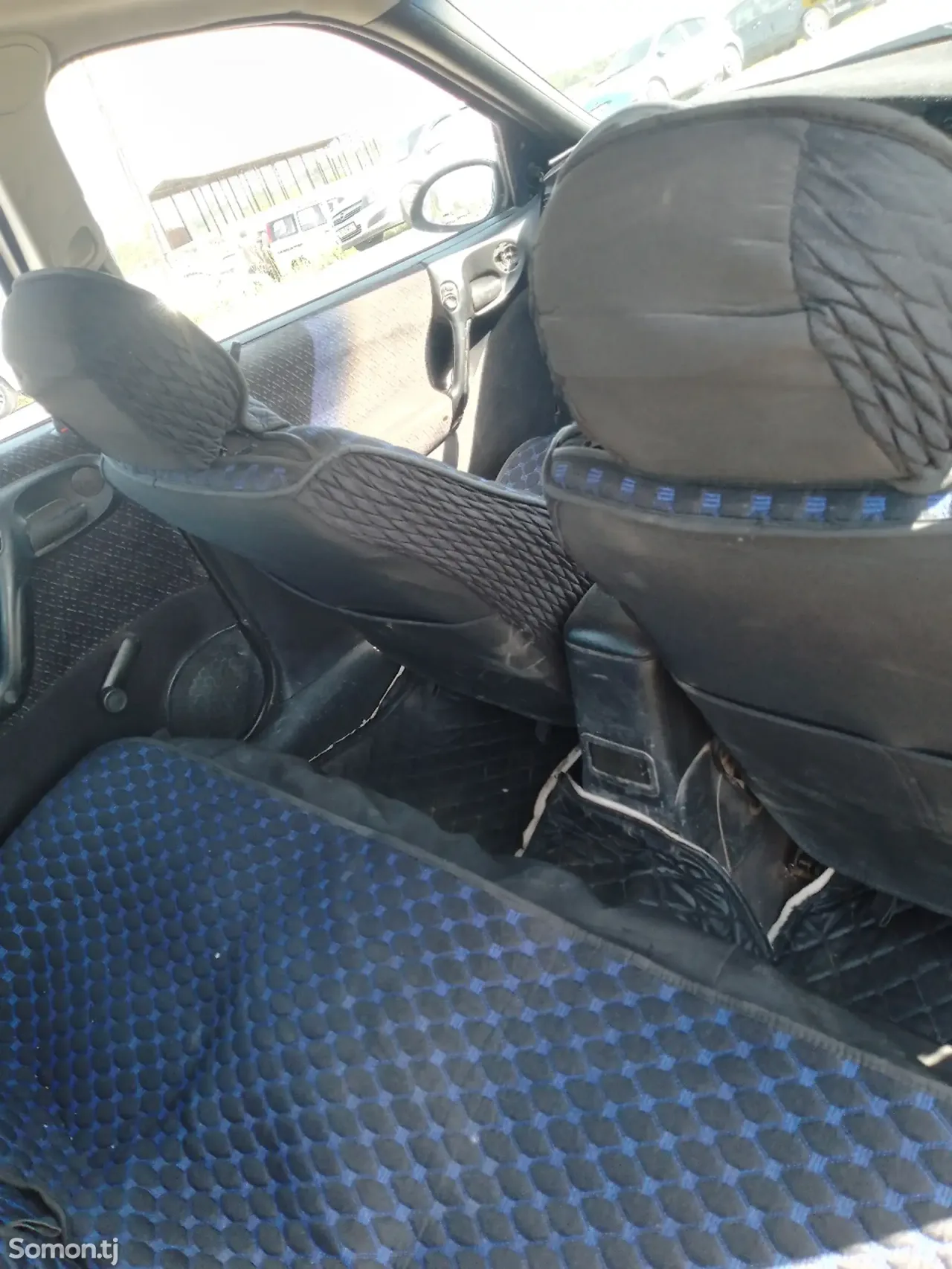 Opel Vectra B 1997 · 1.6 MT