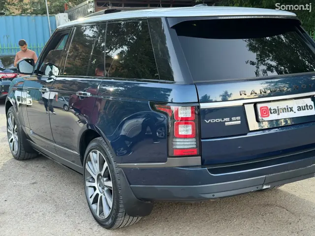 Land Rover Range Rover 2015 · 5.0 AT