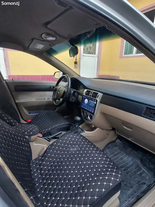 Chevrolet Lacetti 2005 · 1.8 AT