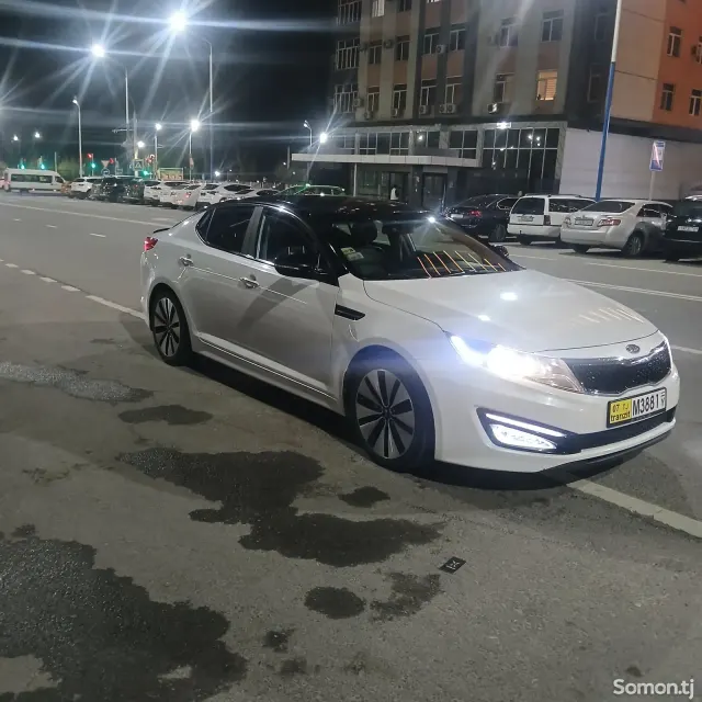 Kia K5 2011 · 2.0 AT