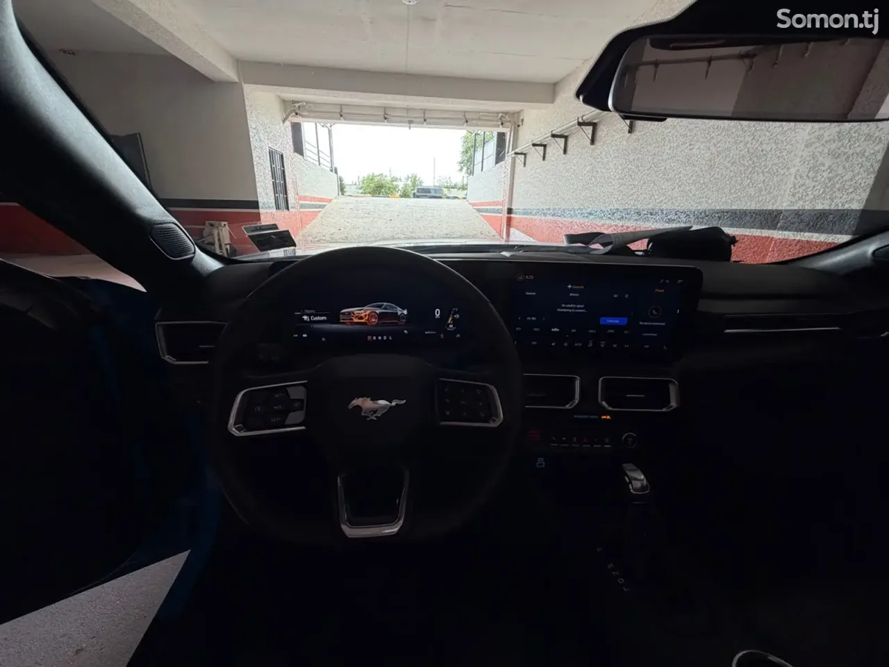 Ford Mustang 2025 · 2.3 AT