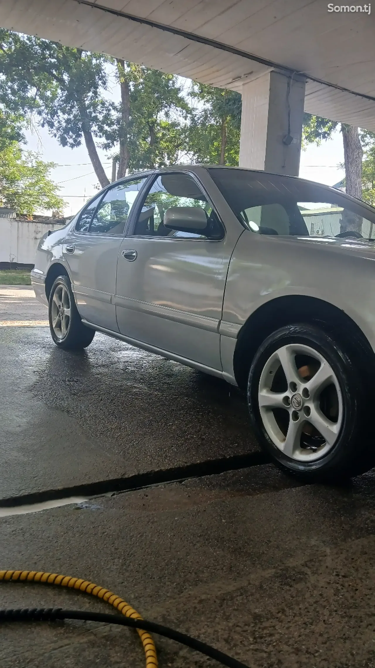 Nissan Cefiro 1997 · 2.0 AT
