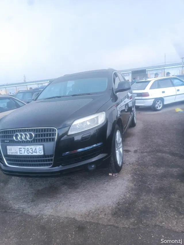 Audi Q7 2007 · 4.2 AT