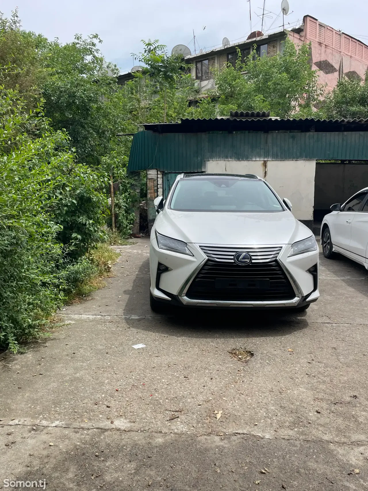 Lexus RX series 2017 · 4.0 AT