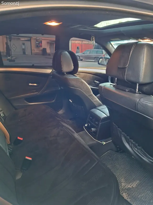 BMW 5 series 2008 · 3.0 AT