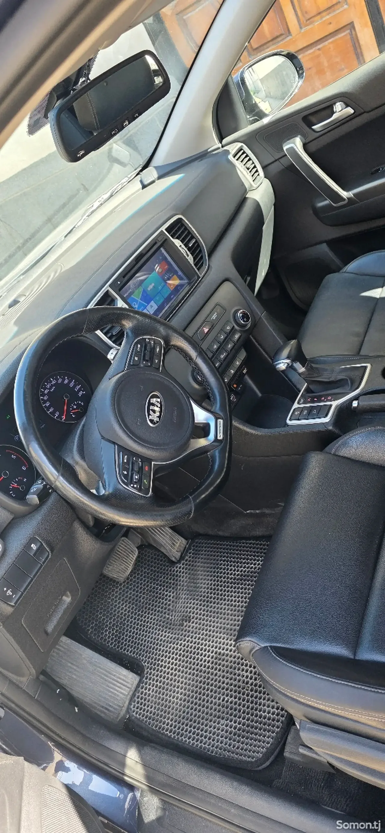 Kia Sportage 2016 · 1.7 AT