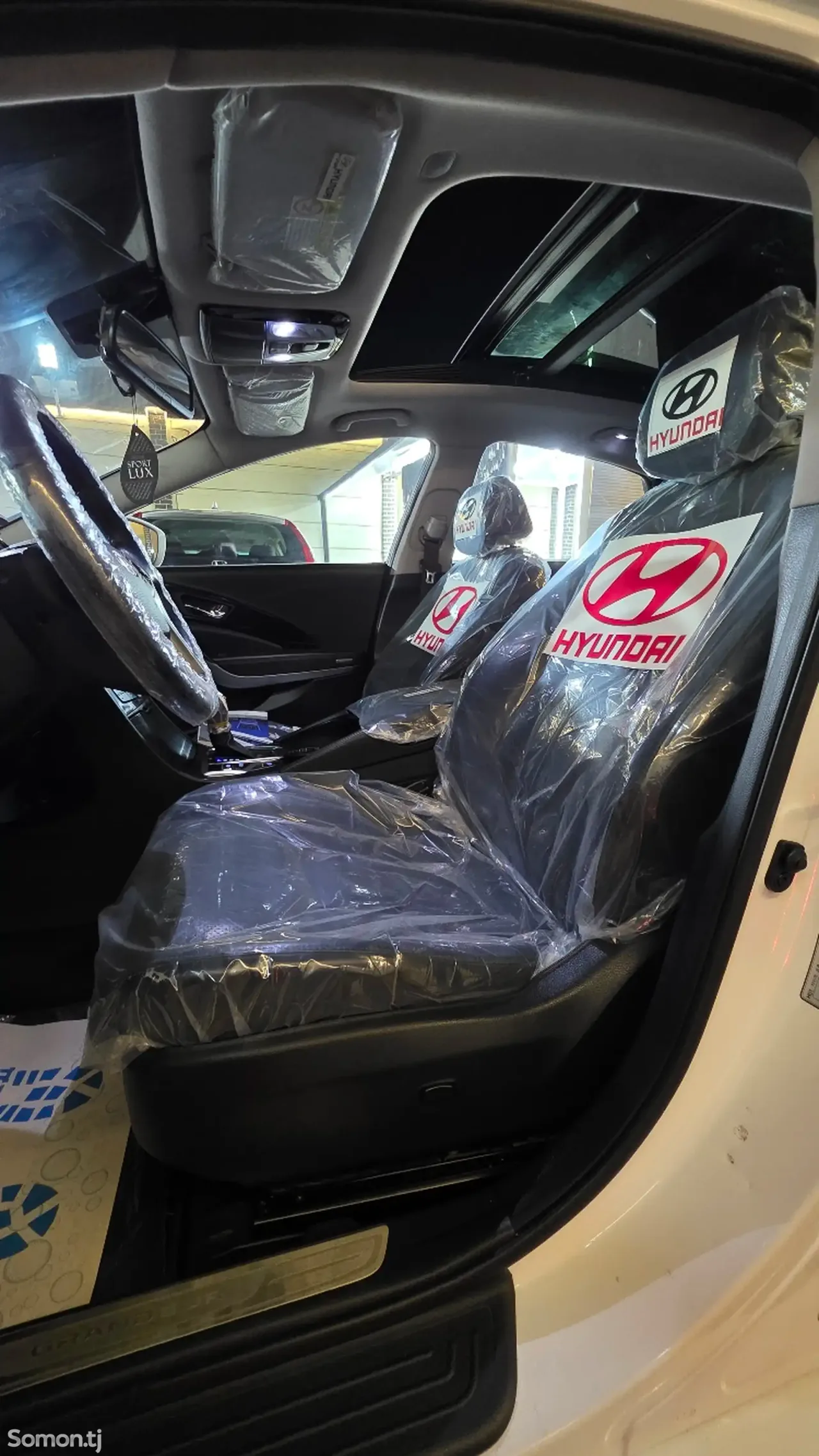 Hyundai Grandeur 2014 · 2.4 AT