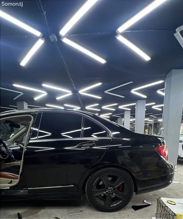 Mercedes-Benz C class 2010 · 3.0 AT