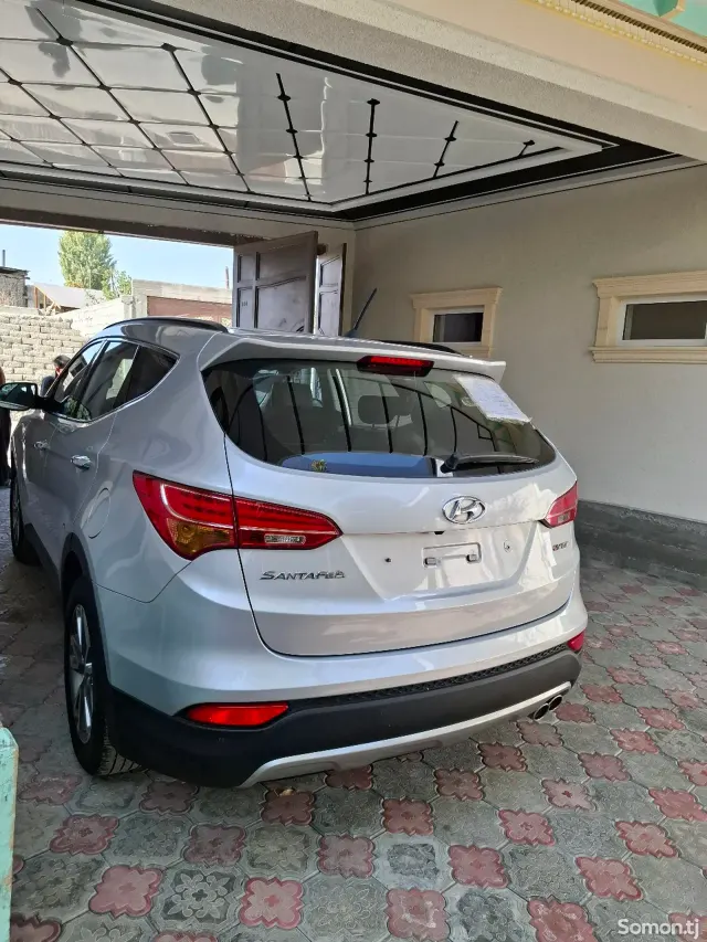 Hyundai Santa Fe 2014 · 2.0 AT