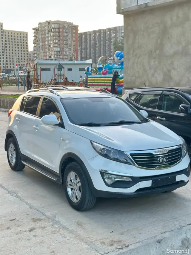 Kia Sportage 2015 · 2.0 AT