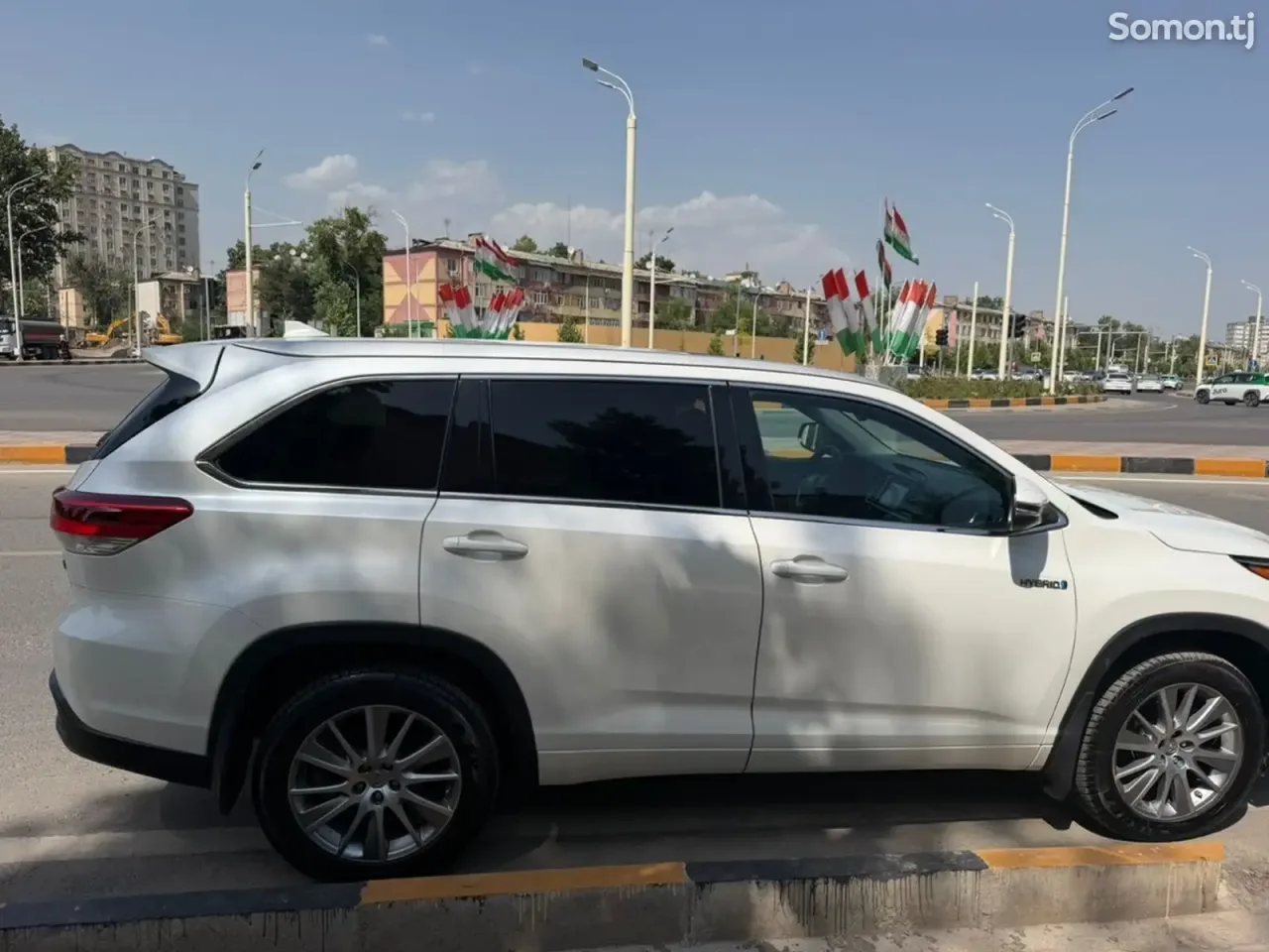 Toyota Highlander 2016 · 3.5 AT
