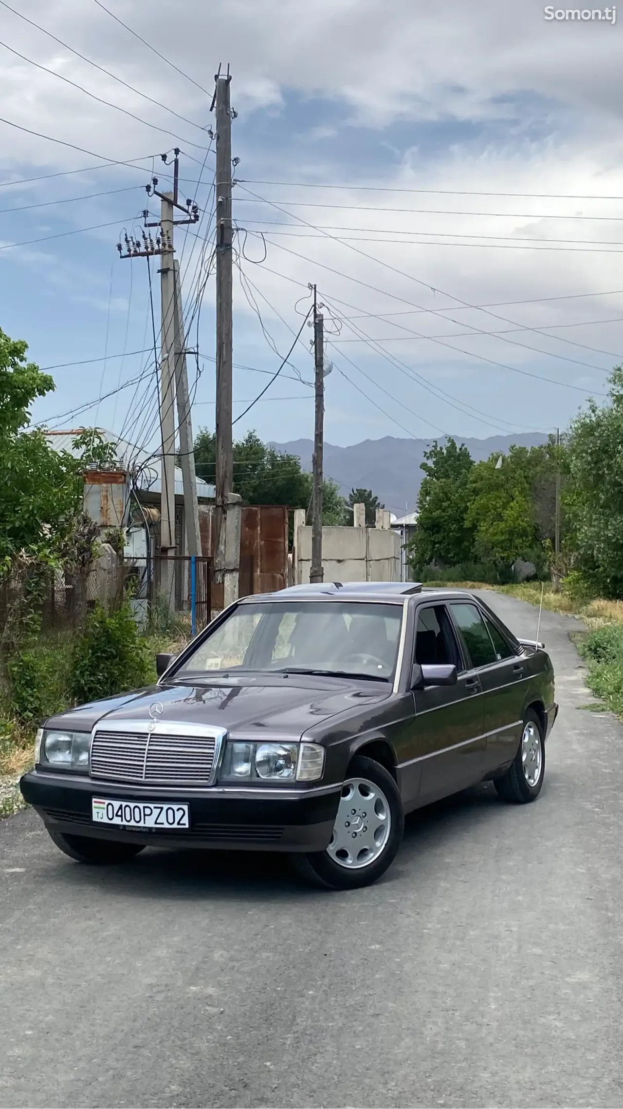 Mercedes-Benz W201 1993 · 2.0 AT